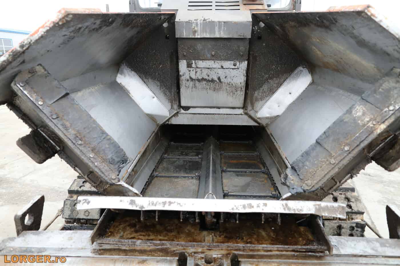 Finisor de asfalt Volvo P7820 C