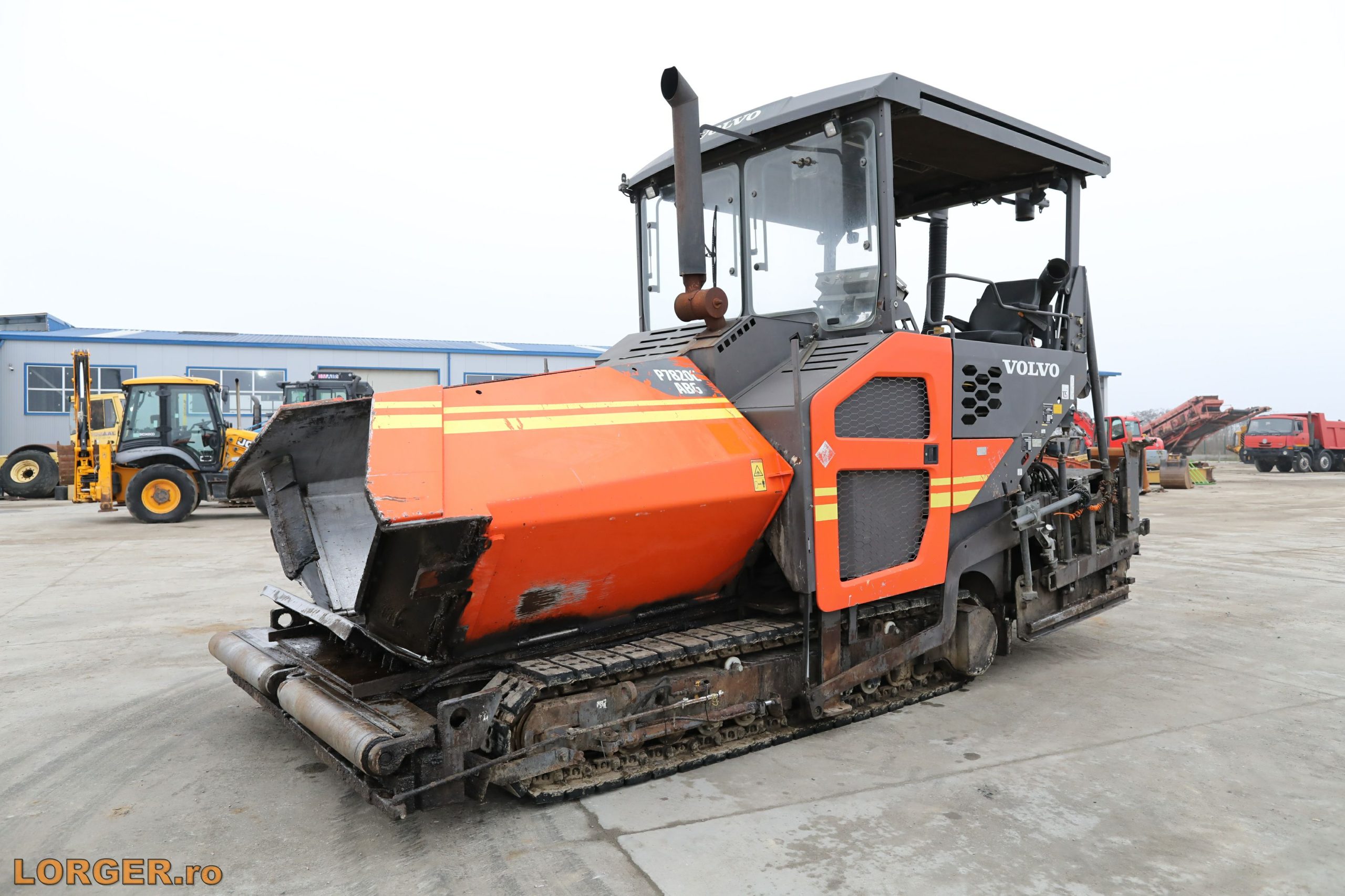 Finisor de asfalt Volvo P7820 C