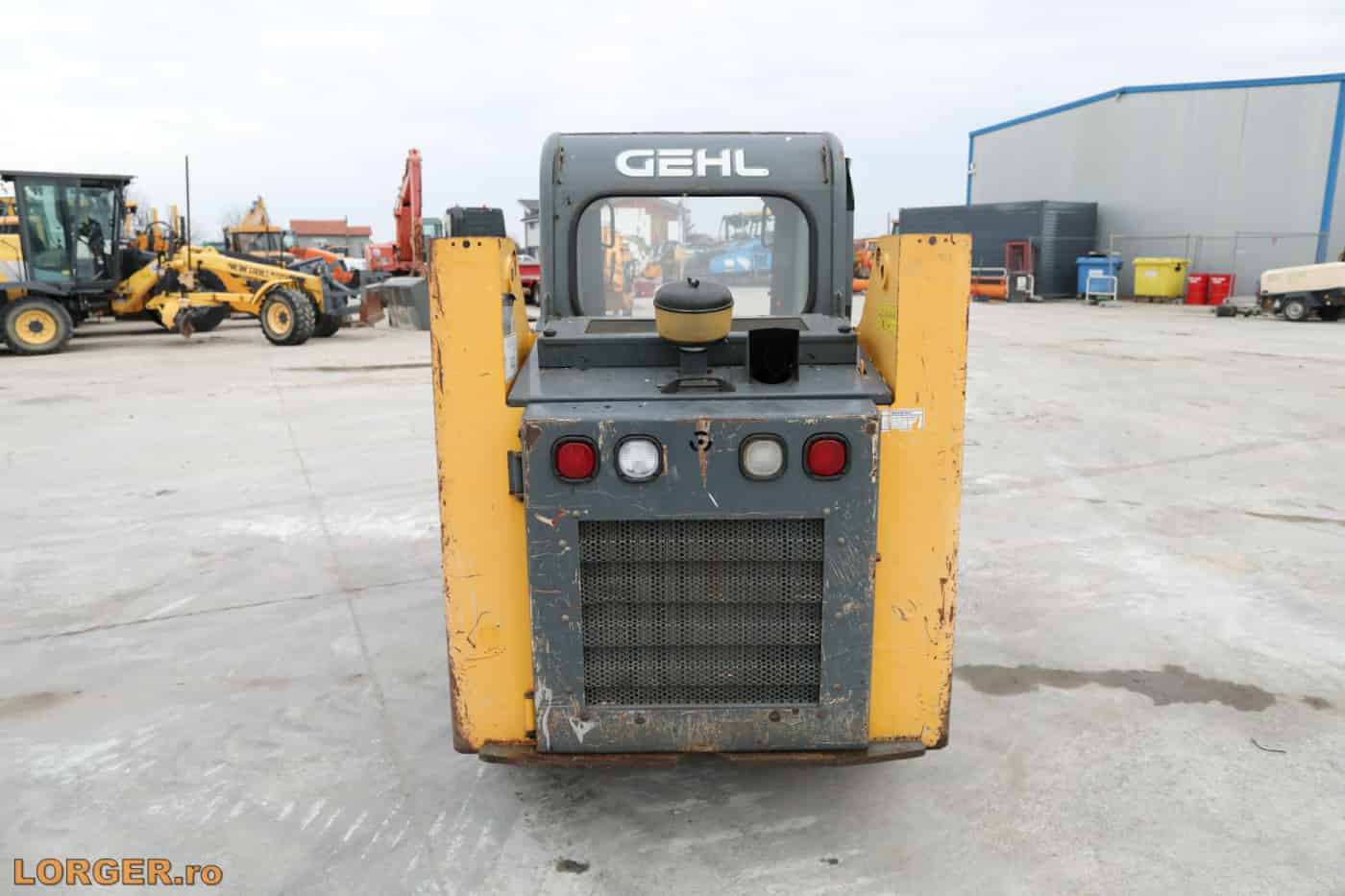 gehl r135 06