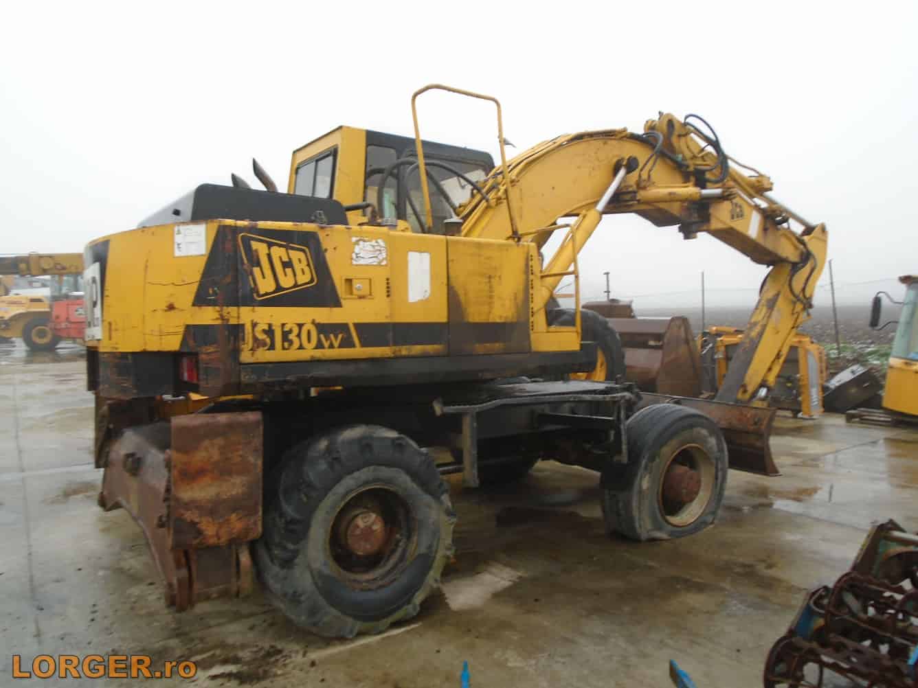 jcb js130w 02