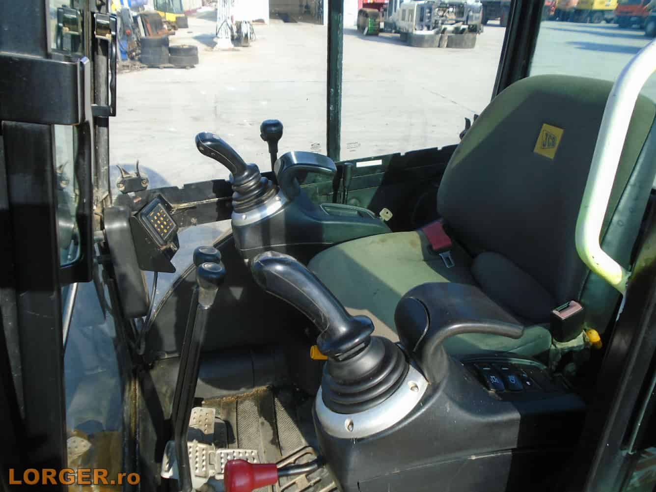 jcb 8025 12