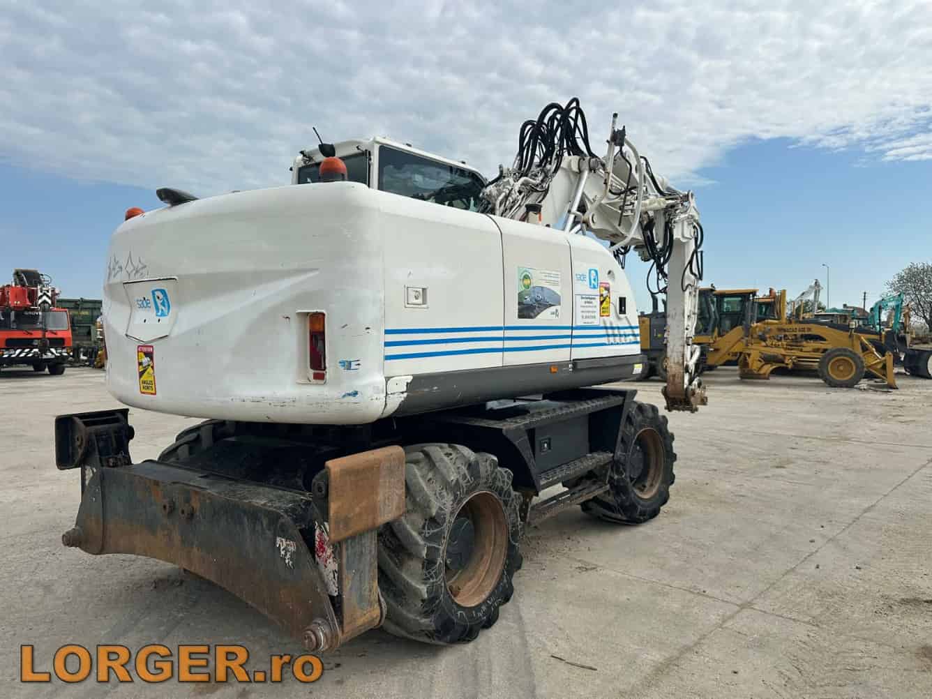 hitachi zx 140 jpg 04