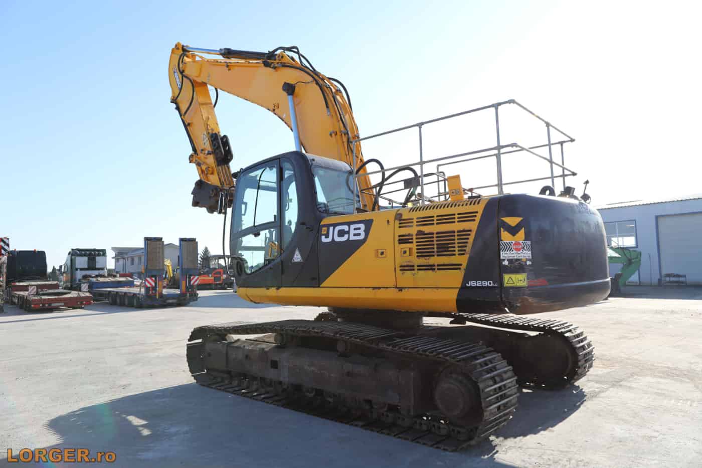 jcb js290 lc 02