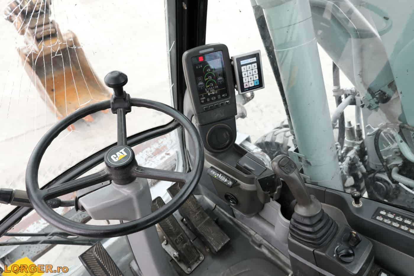 caterpillar m313d 12