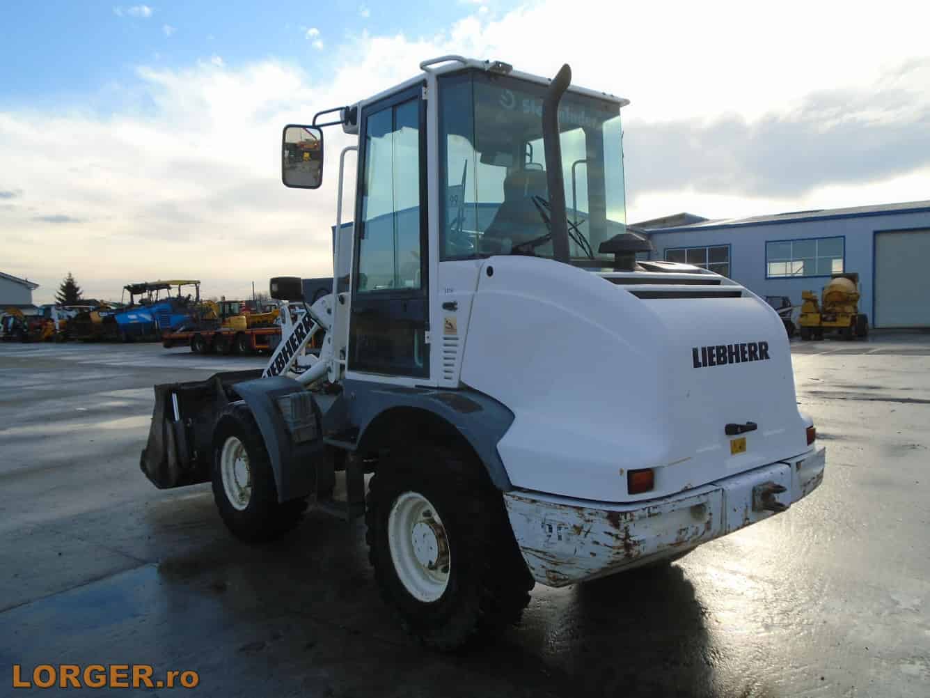 liebherr l506 02