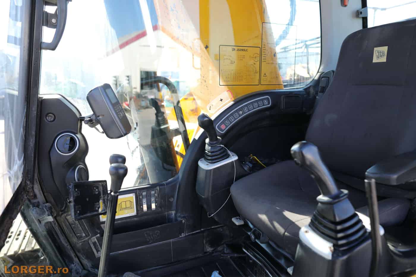 jcb js290 lc 12