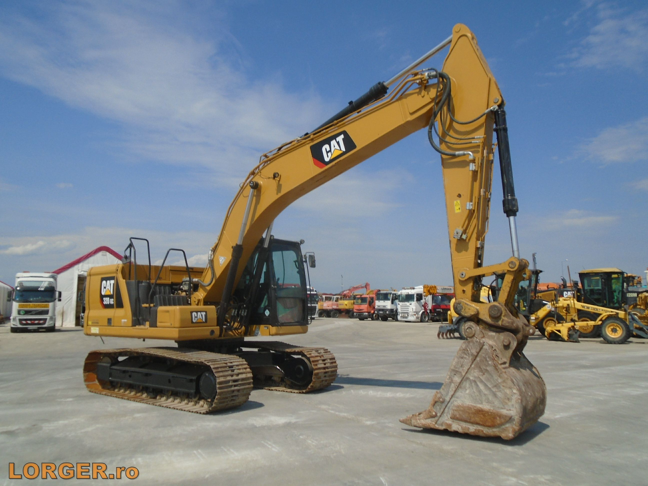 caterpillar 320 gc 04