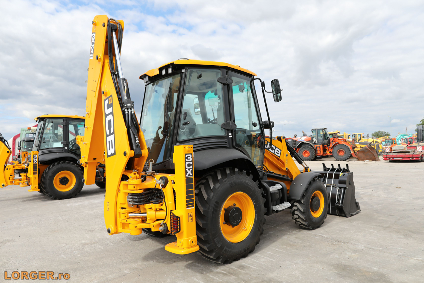 jcb 3cx 2024 3.8h 03