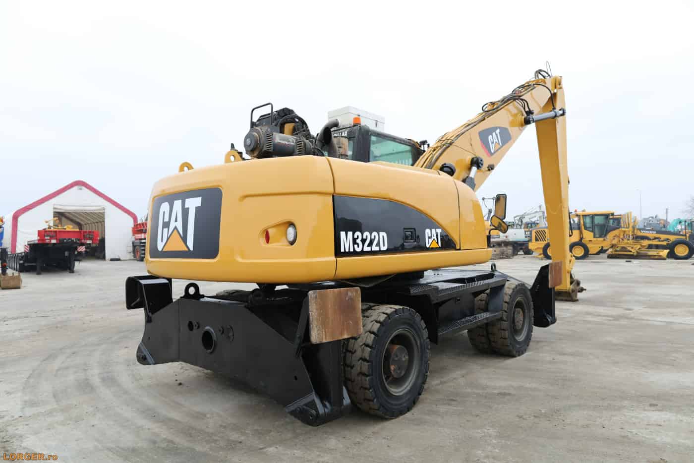 caterpillar m322d 03