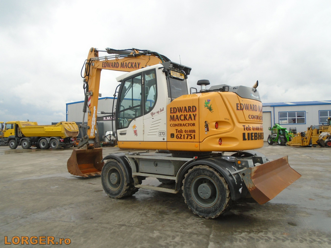 liebherr a914 compact 02