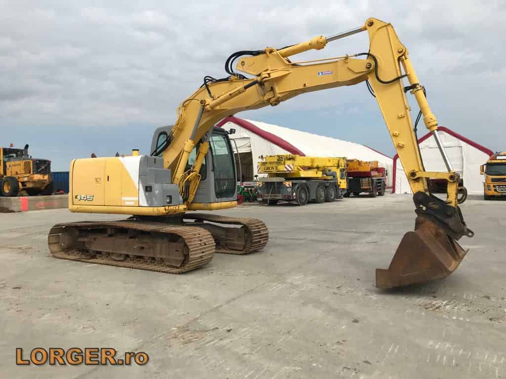 new holland e145 2006 02
