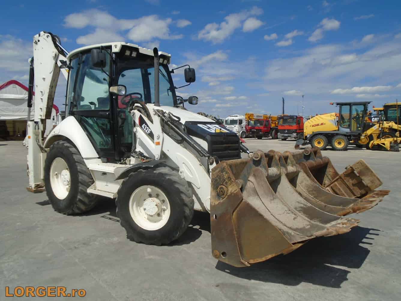 caterpillar 432f 2013 04