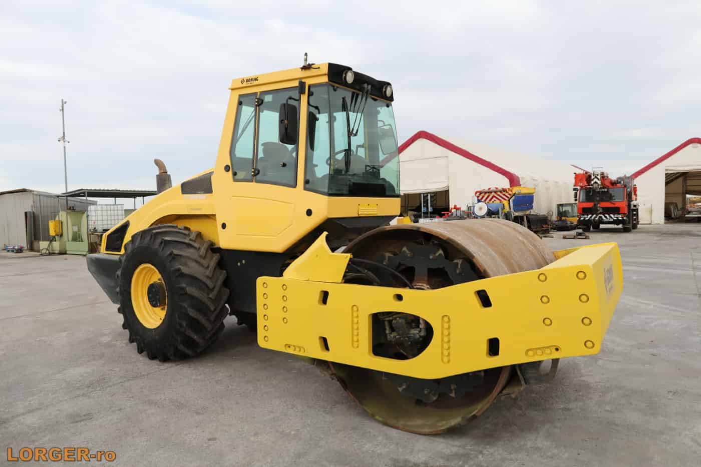 bomag bw216 dh 4 04