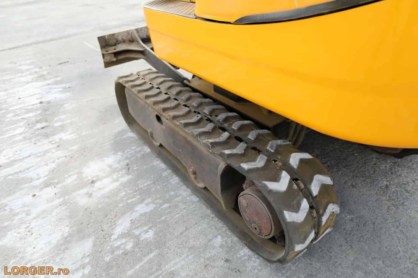 jcb 8008 cts 06