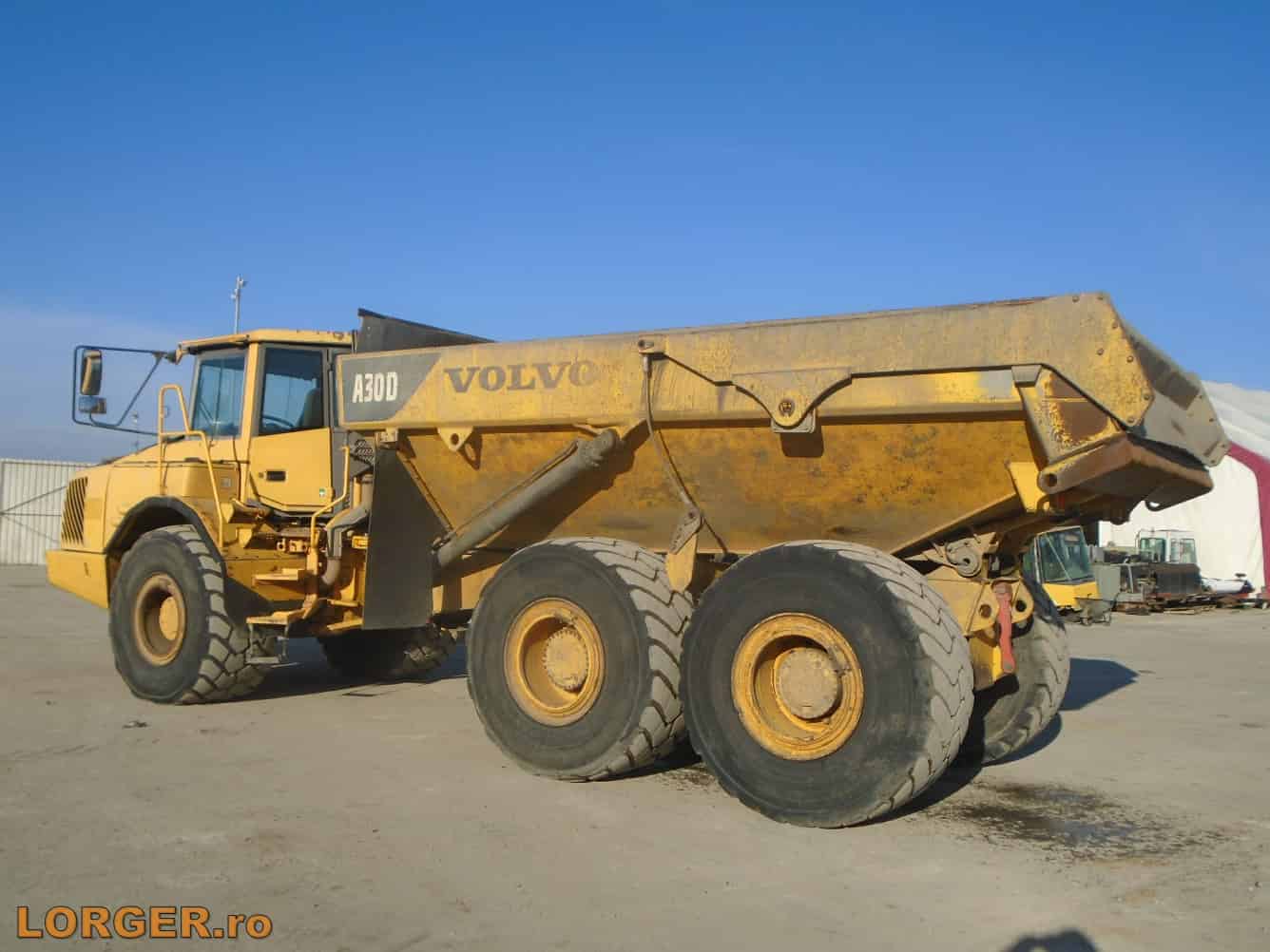 volvo a30d 2003 02