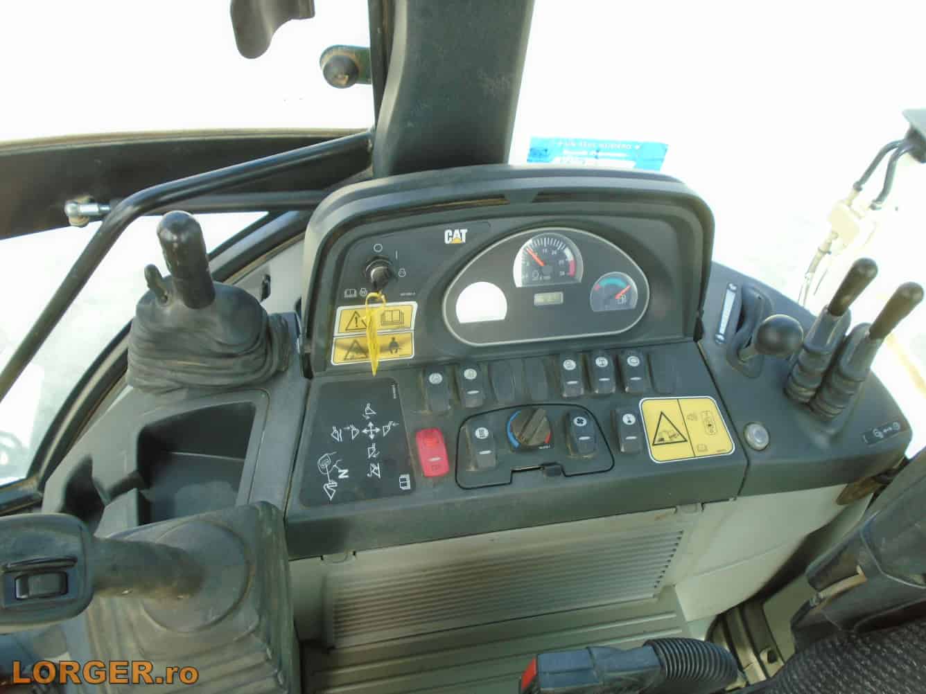 caterpillar 432f 2013 09
