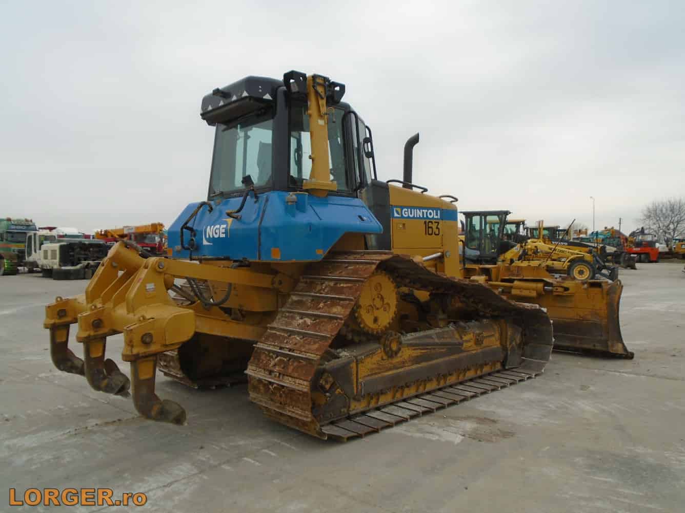caterpillar d6n lgp 2011 03
