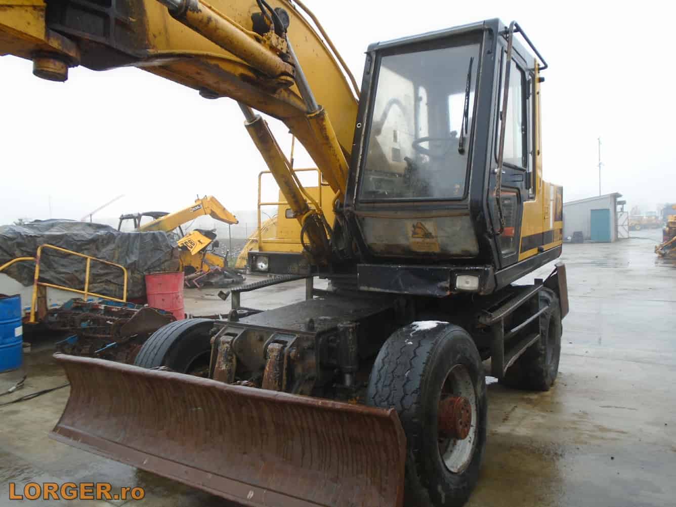 jcb js130w 06